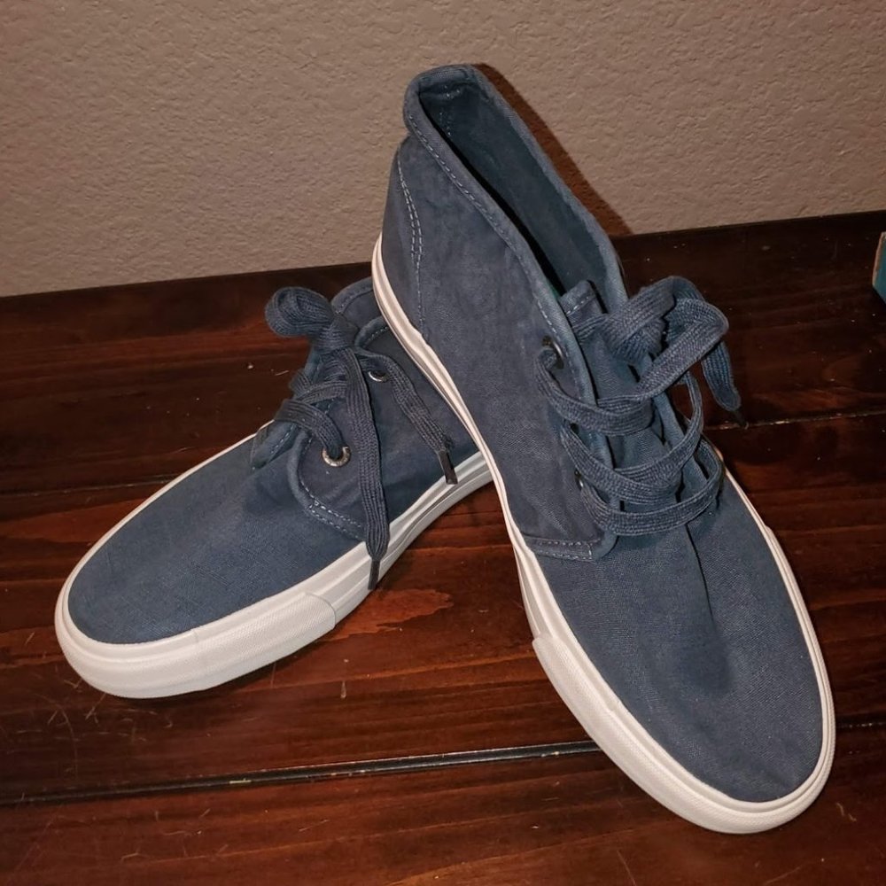 Blowfish Malibu Navy, Blue Sneakers Size 8.5